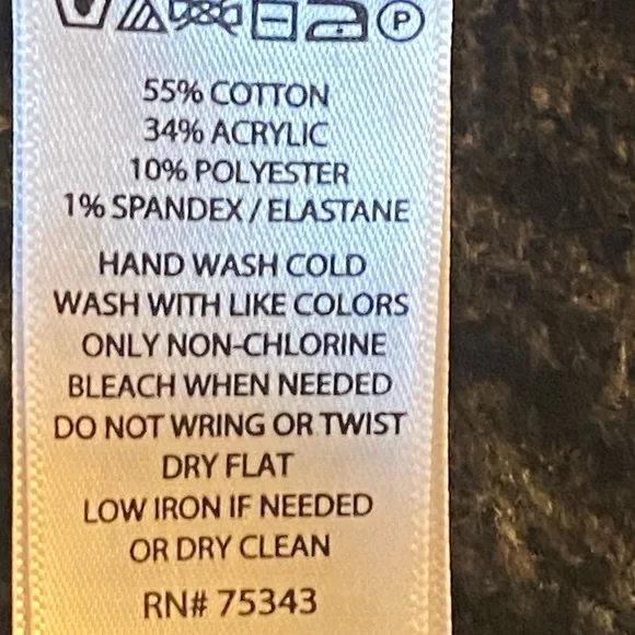 Sweater - Picture 7 of 8